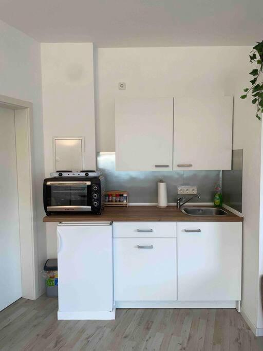 Schoenes Bungalow, Check-In Kontaktlos, Zentral Duisburg Buitenkant foto