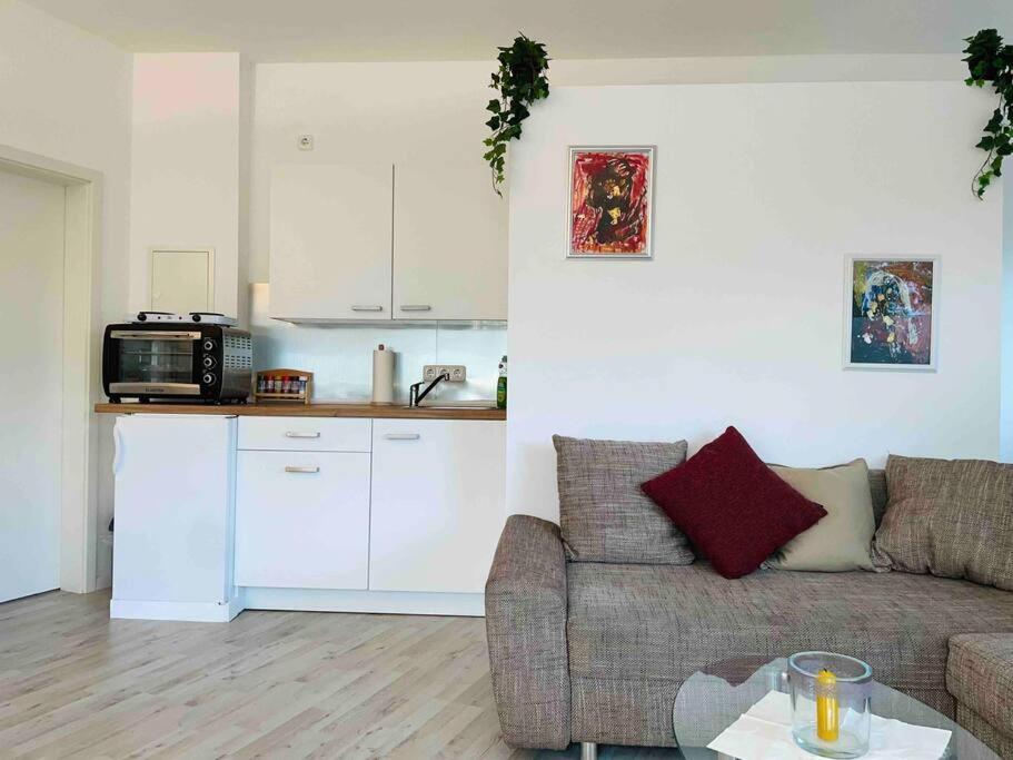 Schoenes Bungalow, Check-In Kontaktlos, Zentral Duisburg Buitenkant foto