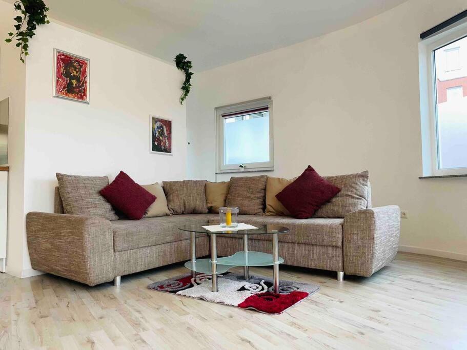 Schoenes Bungalow, Check-In Kontaktlos, Zentral Duisburg Buitenkant foto