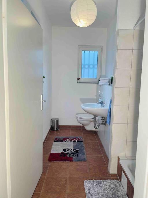Schoenes Bungalow, Check-In Kontaktlos, Zentral Duisburg Buitenkant foto